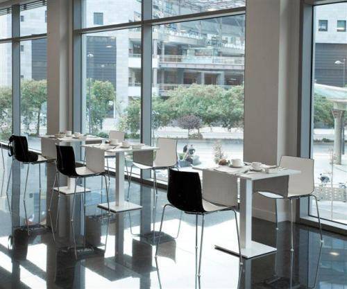 Melia Valencia, Valencia