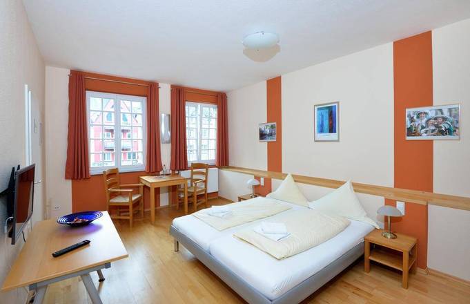 Gir Keller G&auml;stehaus, Cologne