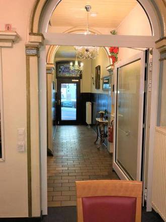 Hotel La Isla, Cologne