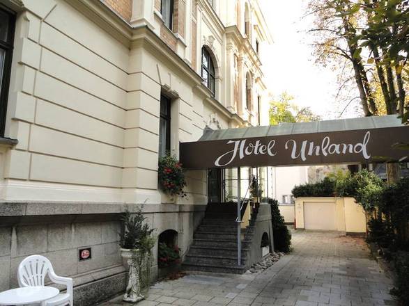 Uhland, Munich