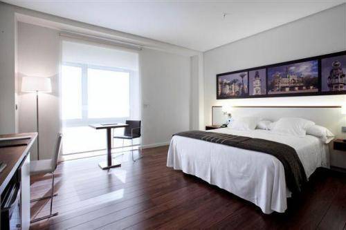 Melia Valencia, Valencia