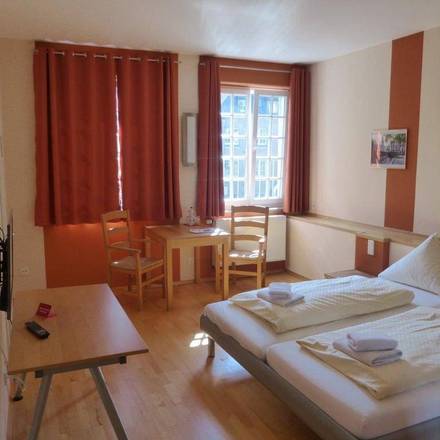 Gir Keller G&auml;stehaus, Cologne