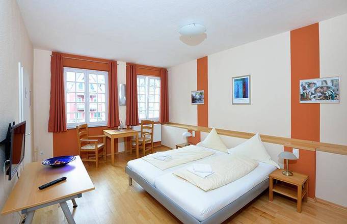 Gir Keller G&auml;stehaus, Cologne