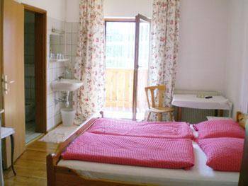 Pension Stoi budget guesthouse, Innsbruck
