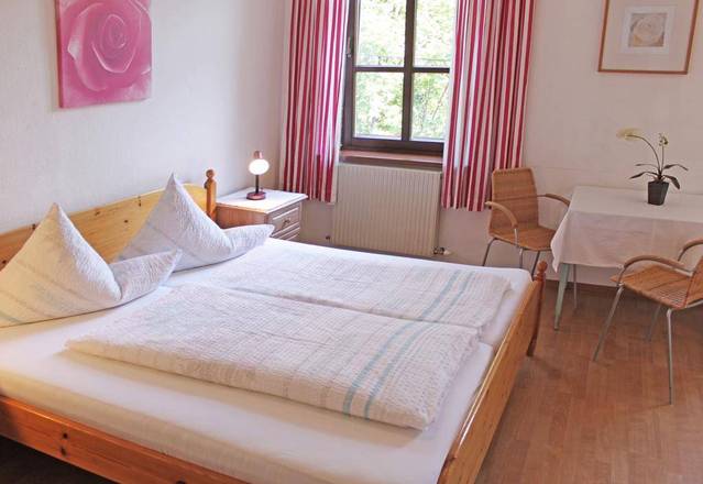 Pension Stoi budget guesthouse, Innsbruck