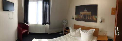 Hotel La Isla, Cologne