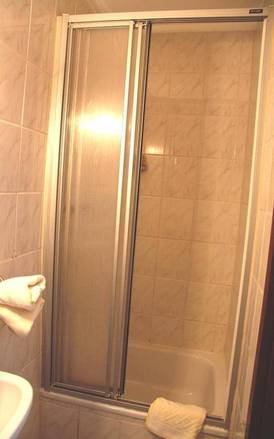 Hotel La Isla, Cologne