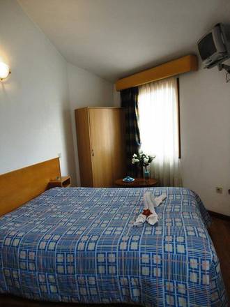 Residencial Triunfo, Porto