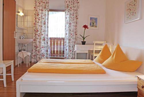 Pension Stoi budget guesthouse, Innsbruck